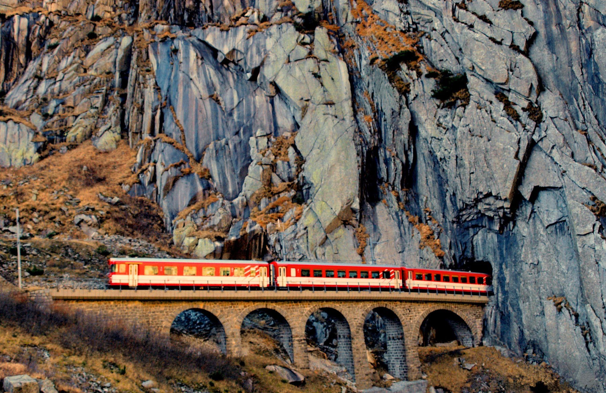 Andermatt train